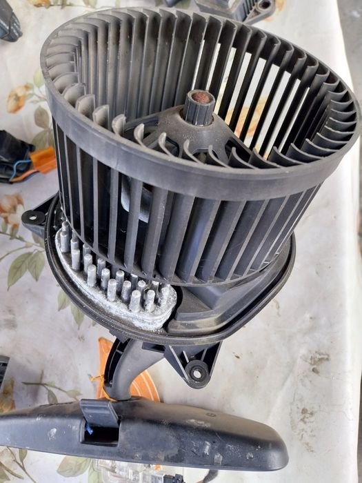 Vând piese ford mondeo 2007