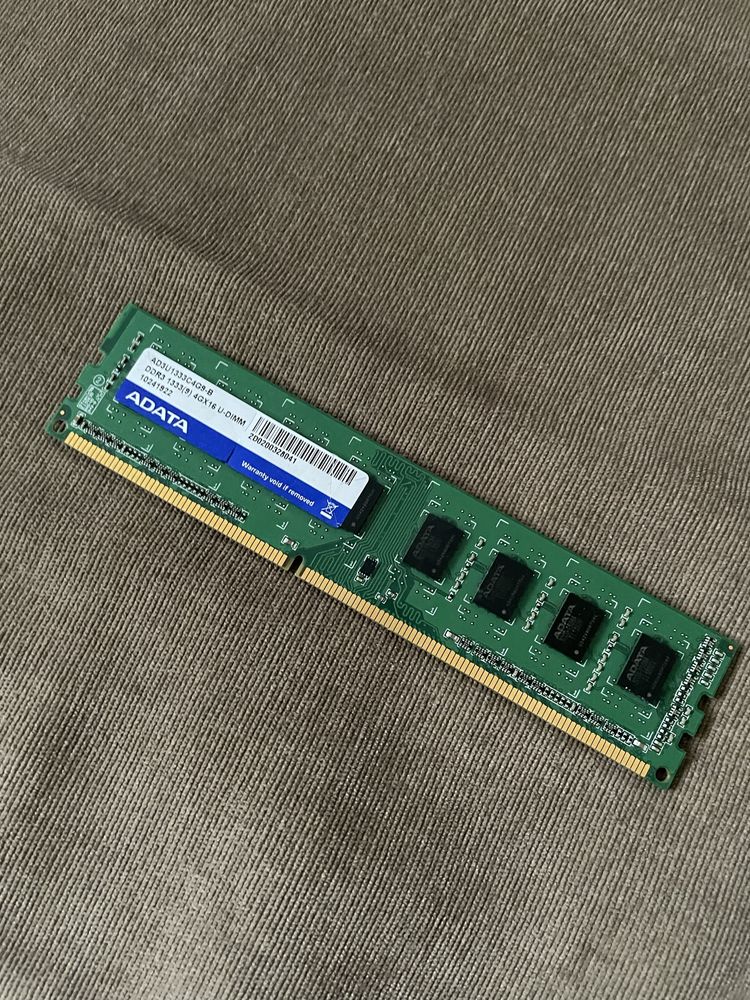 Планки ОЗУ 4гб DDR3, 1333MHz