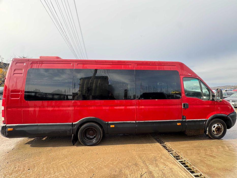 Dezmembrari Iveco Daily Euro 4 3.0 si 2.3 Punte dubla Microbuz