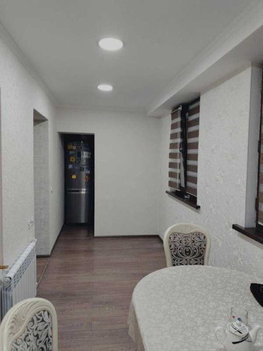 ул.А.Фитрата ор-р №5 Роддом 77-серия 3\3\5 Хорошее состояние S=70м2