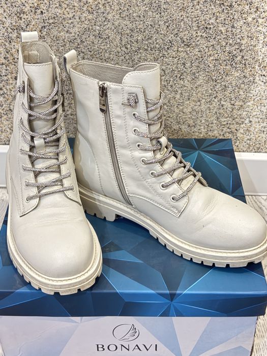 Продается осенние сапоги