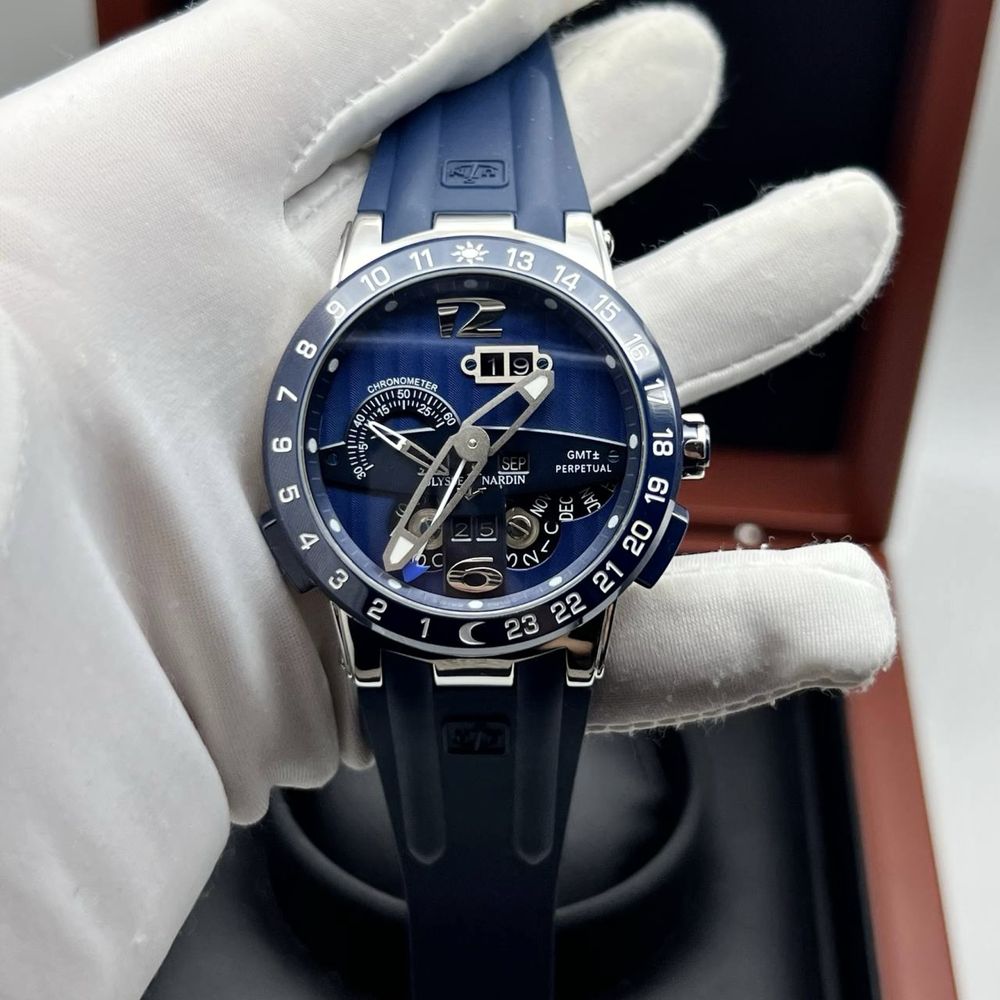 Ulysse Nardin Gmt - Perpetual calendar