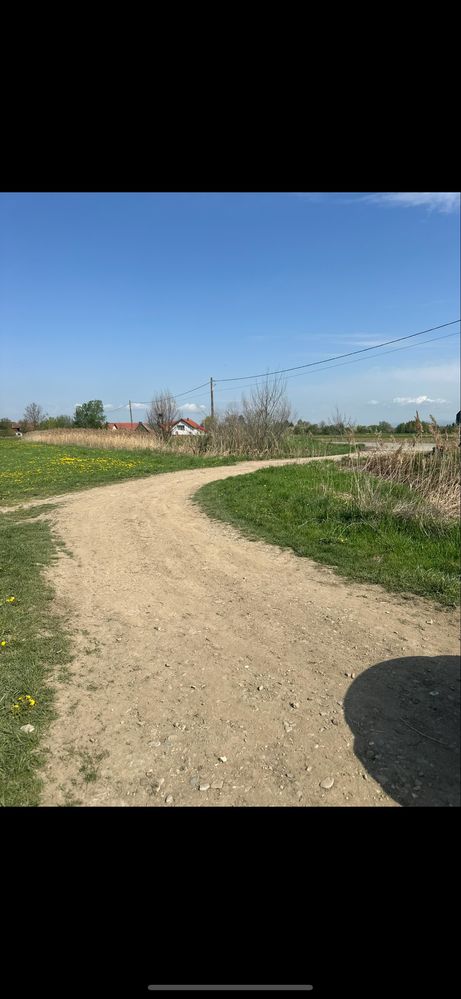 Teren 2 parcele 1400 mp- gradina cu acces la asfalt
