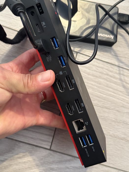 Dock Lenovo thunderbolt 3 Gen 2