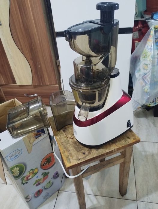 Storcător de fructe