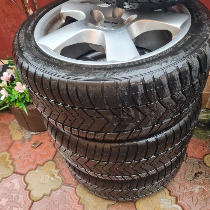 Roți Bmw x1 cauciucuri noi !!!