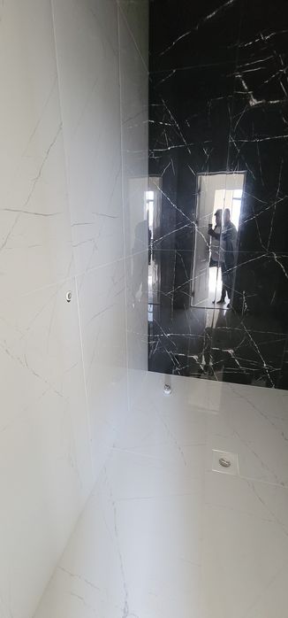 Коттеджей дом, подключ, гараж 1+1