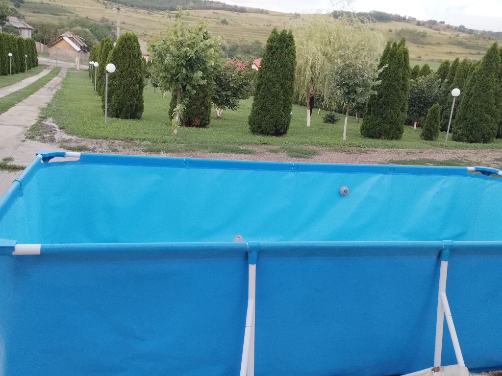 Vand piscina Bestway!!!Sau schimb Cu articole pescuit