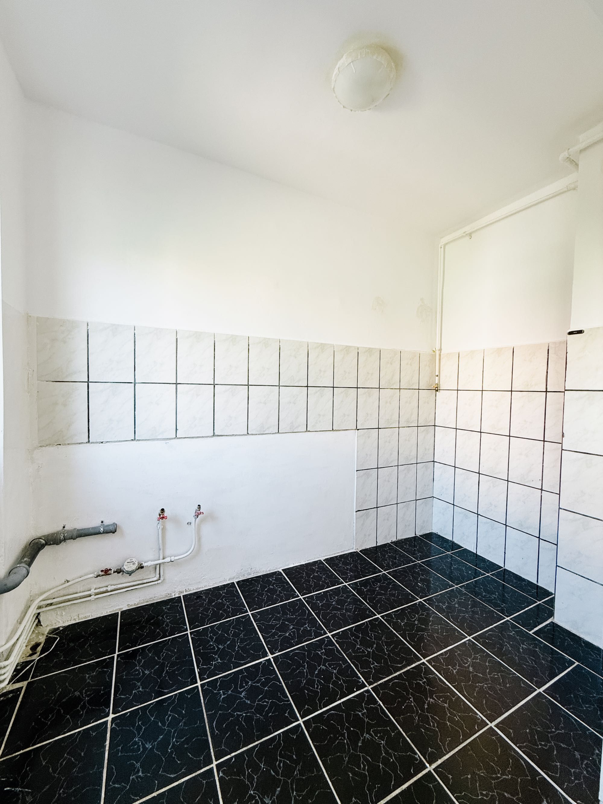 De vânzare: Apartament spațios, 3 camere, renovat. Str, Eliberarii