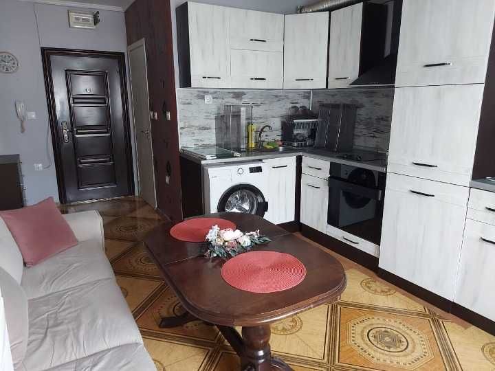 Двустаен апартамент в жк.Изгрев