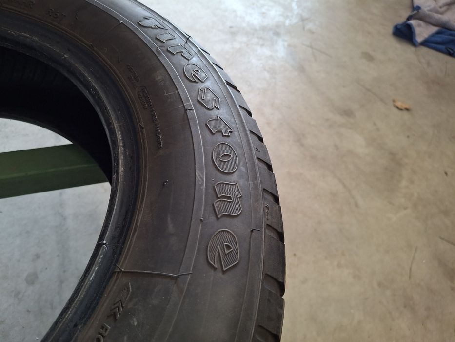 2 Anvelope de iarnă 175 70 r14 Firestone