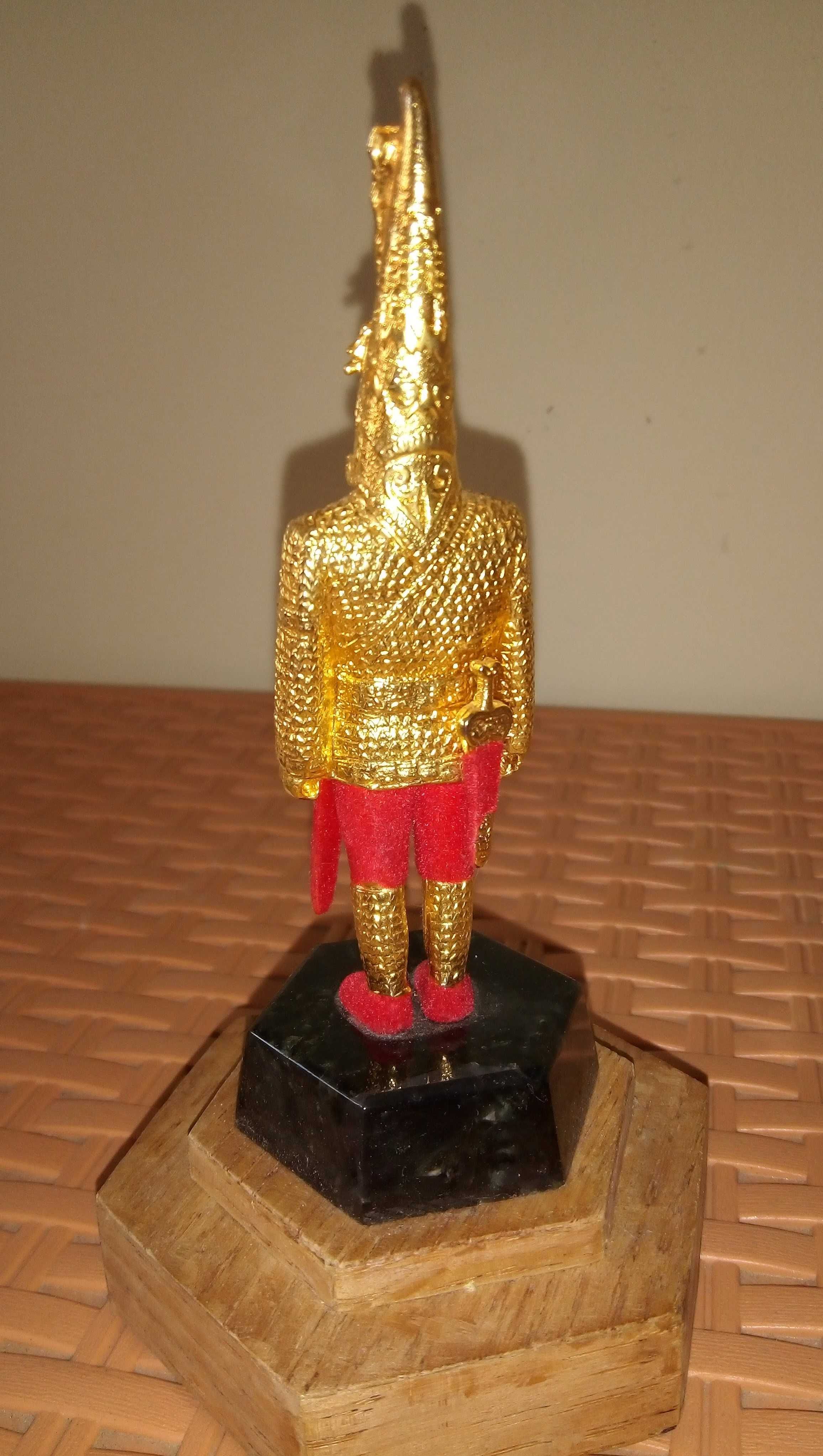 "Златният човек" статуетка сувенир Казахстан