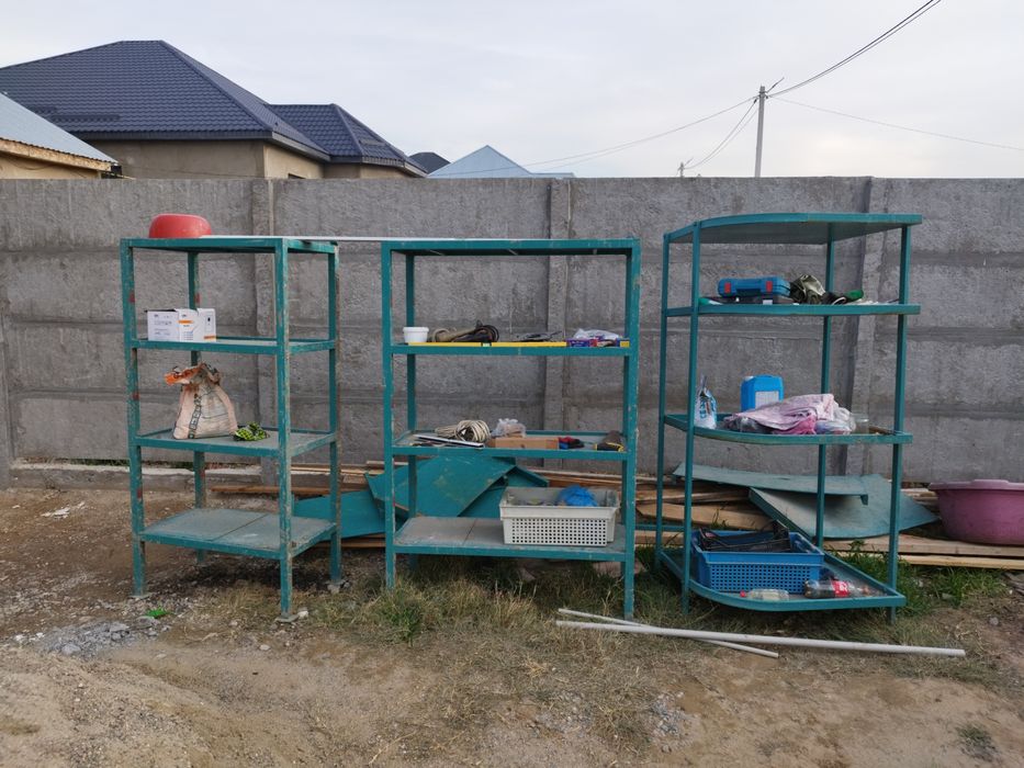 Полка железный три штуки