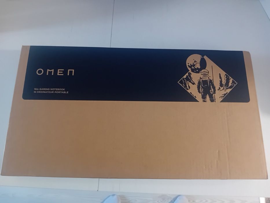Чисто нов лаптоп HP Omen Max 16 запечатан