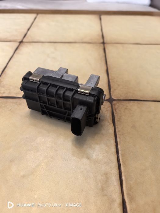 Actuator turbo Mercedes 2.2 G66