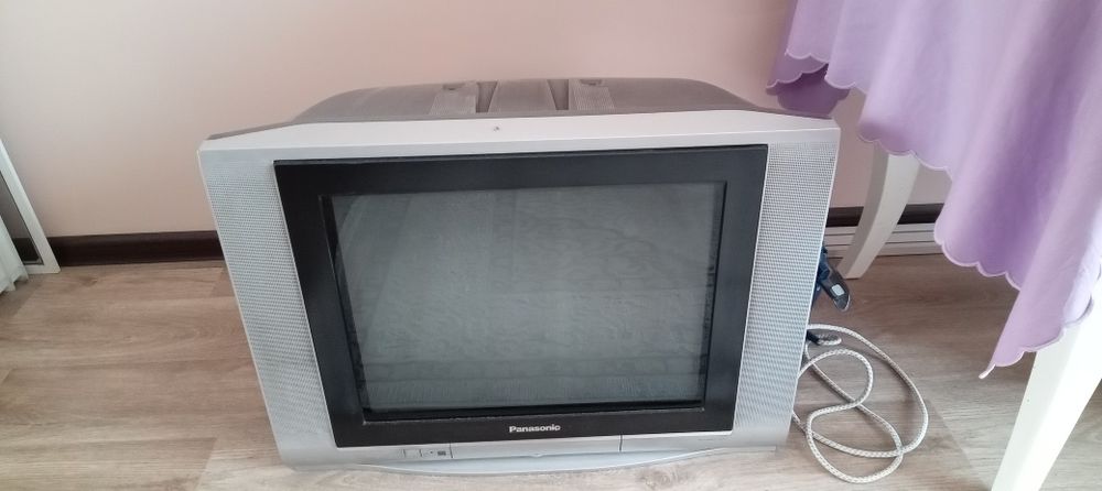 Телевизор кинескопный