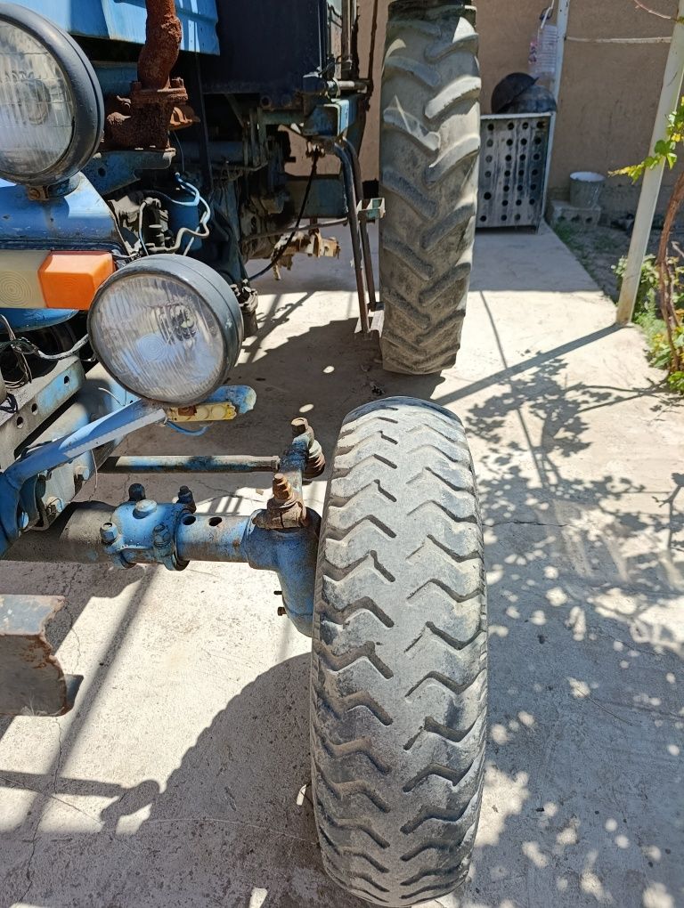 Qishloq hojalik texnikasi traktor T28