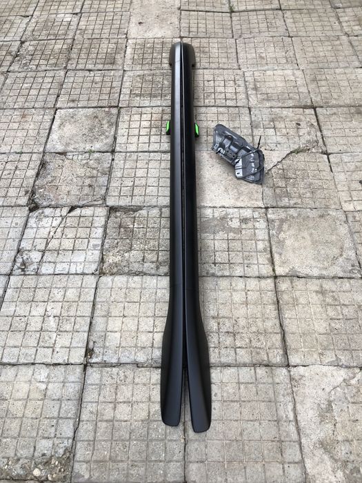 рейлинги /релси за багажник тойота авенсис версо 00-05г