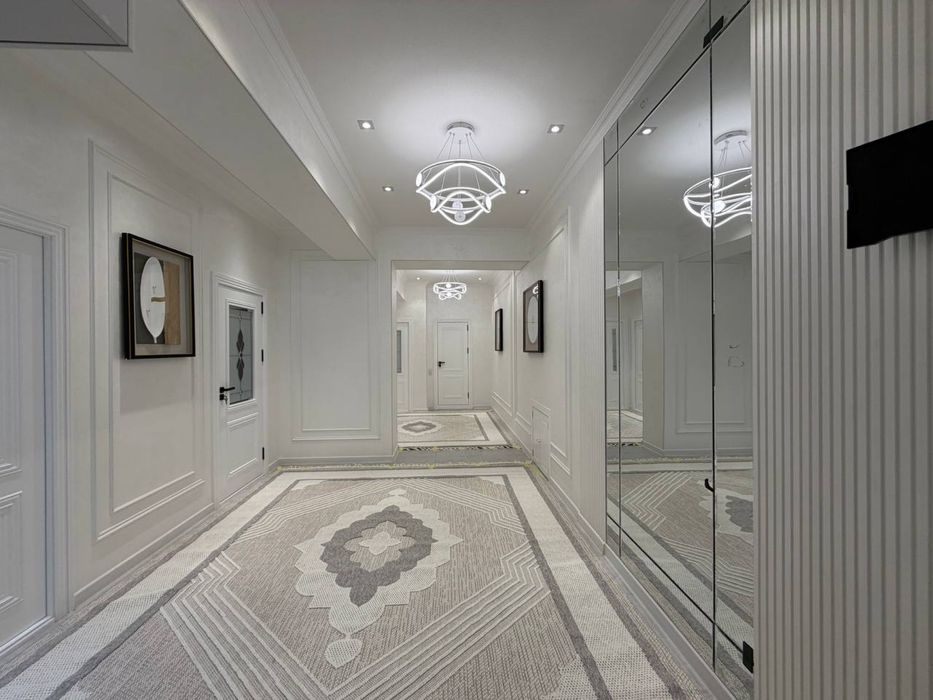 Продается 3х комнатная квартира с евро ремонтом с мебелью и техникой