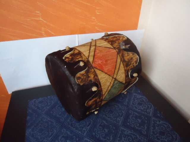 тарамбука,маракас,гуидо,барабан,калимба