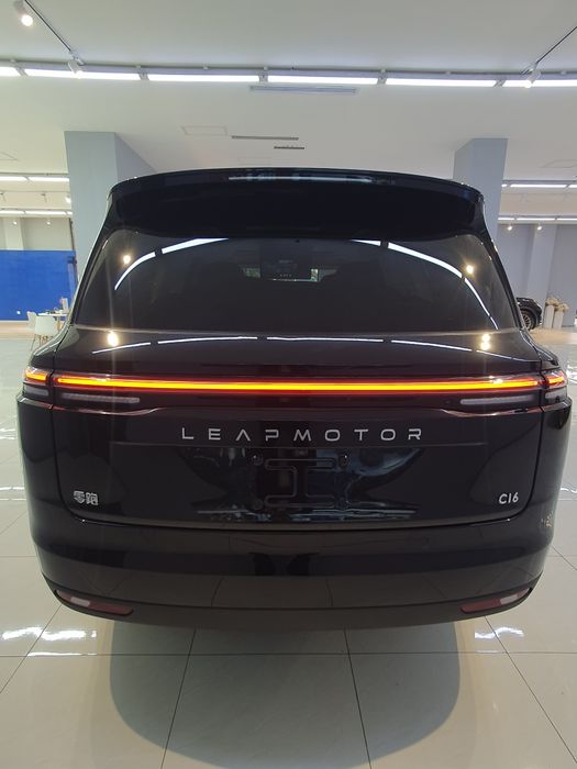 Leapmotor c16 gibrit,elektr