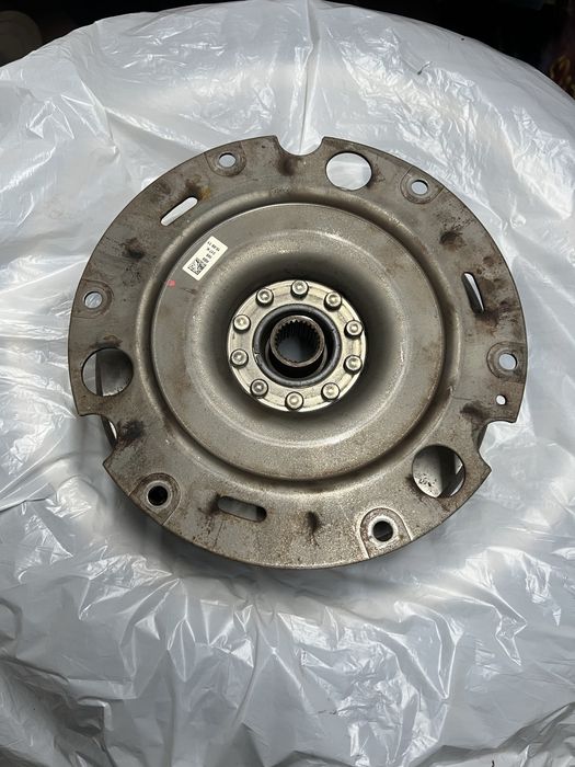 Продавам Двумасов маховик Audi / VW – LuK –