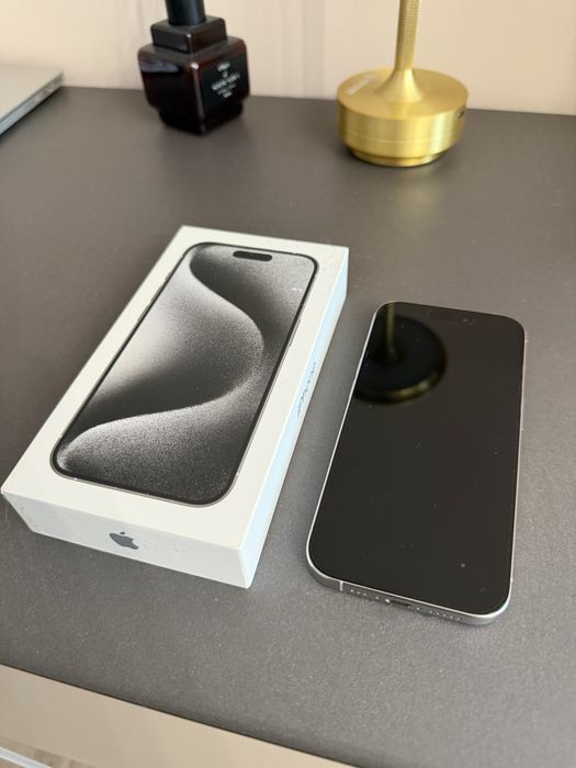iPhone 15 pro 256 GB