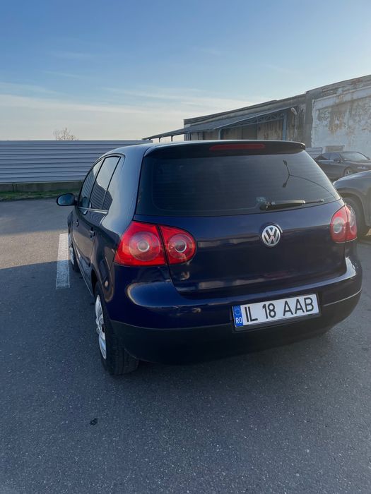 Vând GOLF 5 1.9 TDI