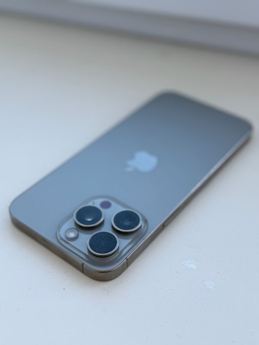 Iphone 15pro max 256 в идеальном состоянии