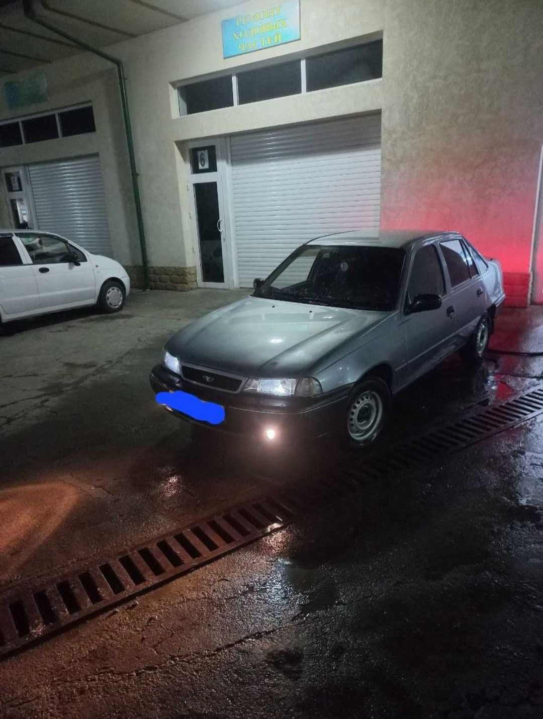 Машина Daewoo Nexia 1 сонс