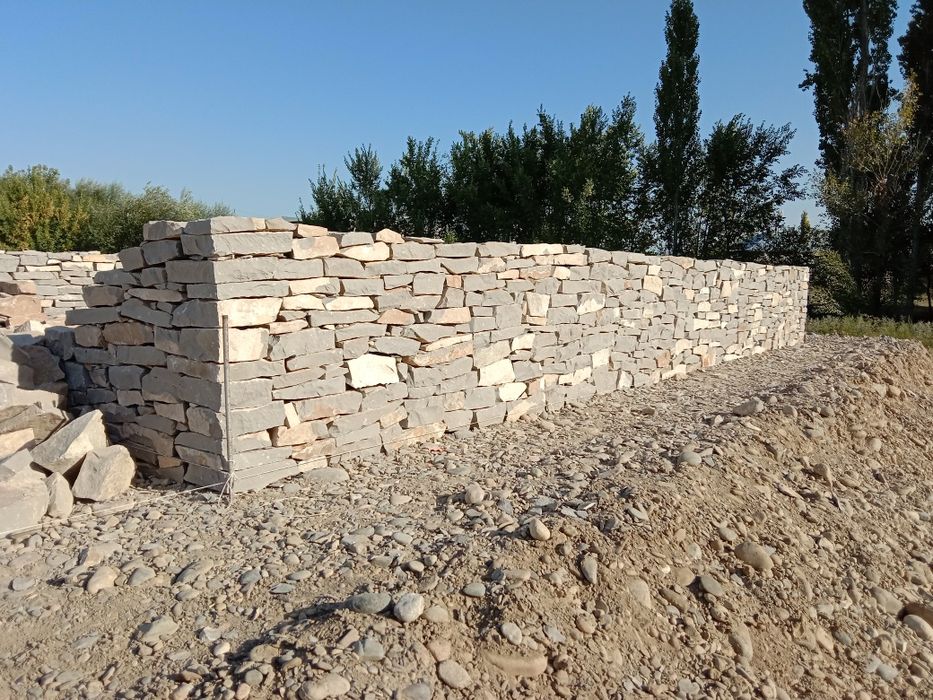 Тас сатылады камень