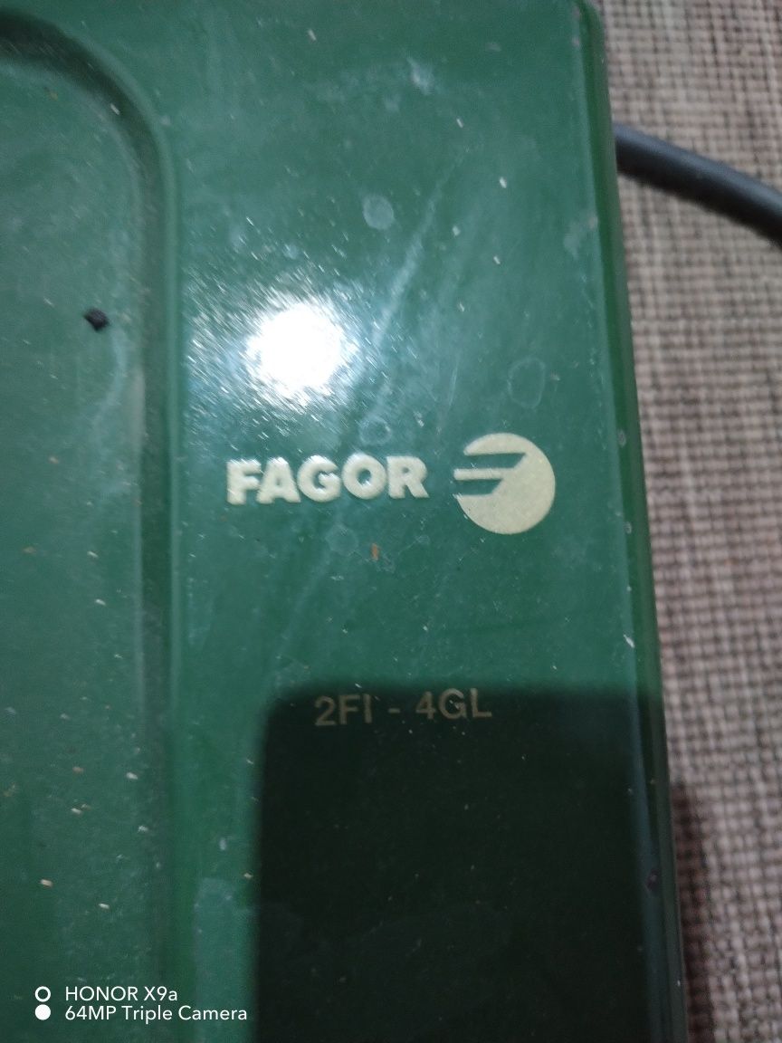 Продам Варочную  Панель  Fagor  Испания