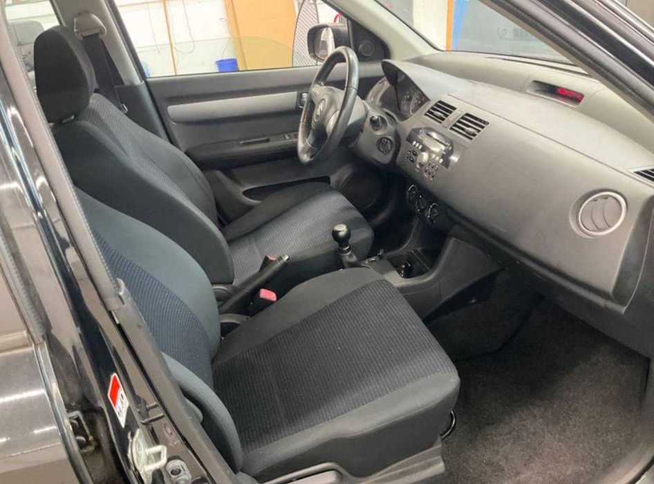 Suzuki Swift НА ЧАСТИ