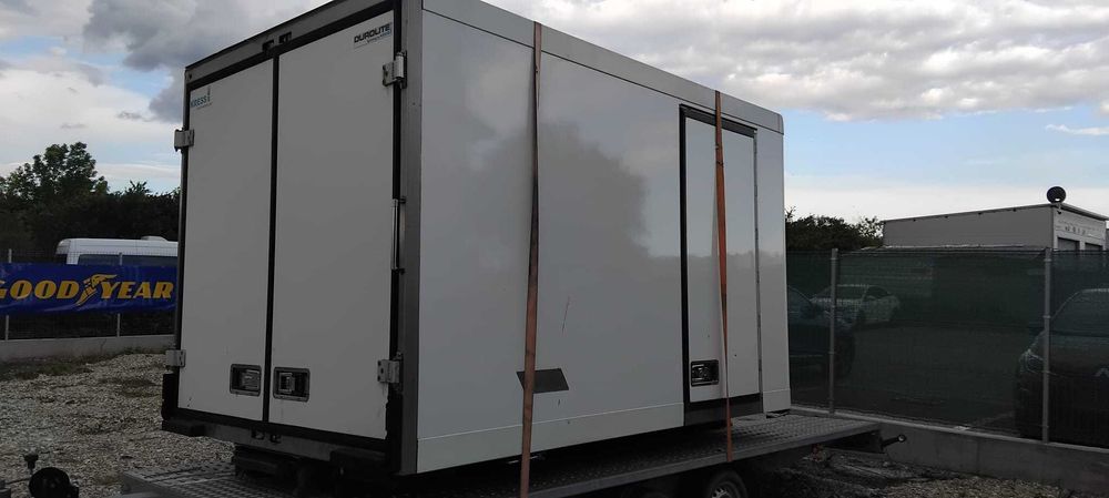 Cub frigorific , bena, container, magazie , Iveco , depozitare