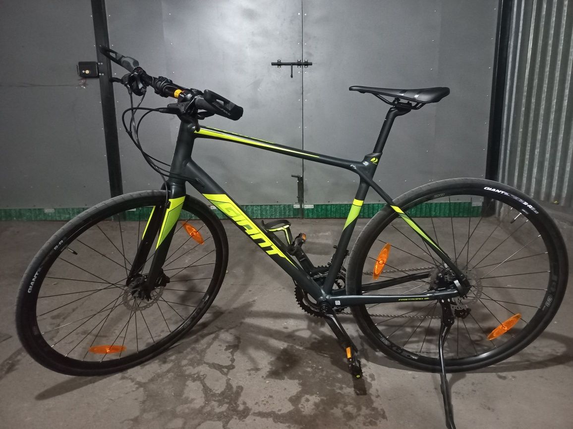 Продам Велосипед Гибрид Giant FastRoad SL 2 28 L 2019 Metallic черный