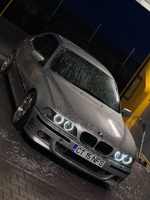 BMW E39 520i – 2.0 benzină, 1996 – Preț 1900 € (negociabil)

	•	Sticle