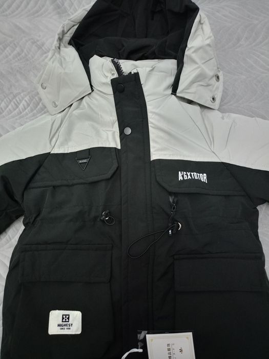 Продам детскую куртку