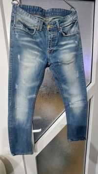 Blugi Denim distressed