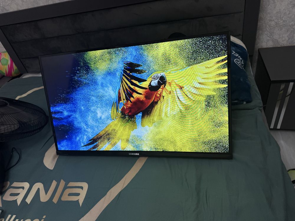 Samsung telvizr sotladi 32 t