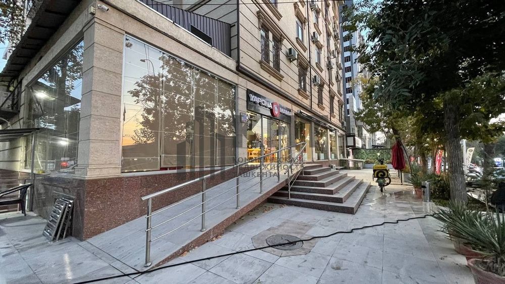 Продаётся помещения в Юнусабаде Ор Бадамзар мечеть!!