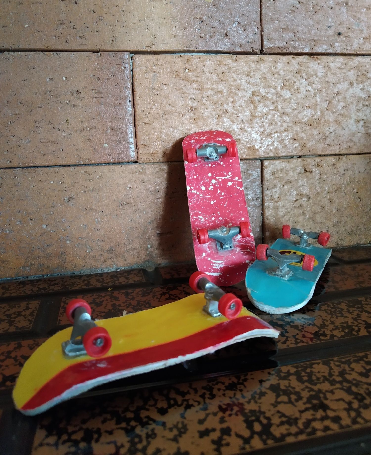 Finger board fingerboard