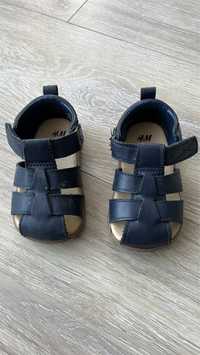 Sandale copii H&M mărimea 18-19 cu scai/velcro