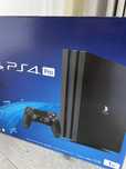 PS4 pro в отличном состоянии, 2 джостика, 4 игры прилагаются
