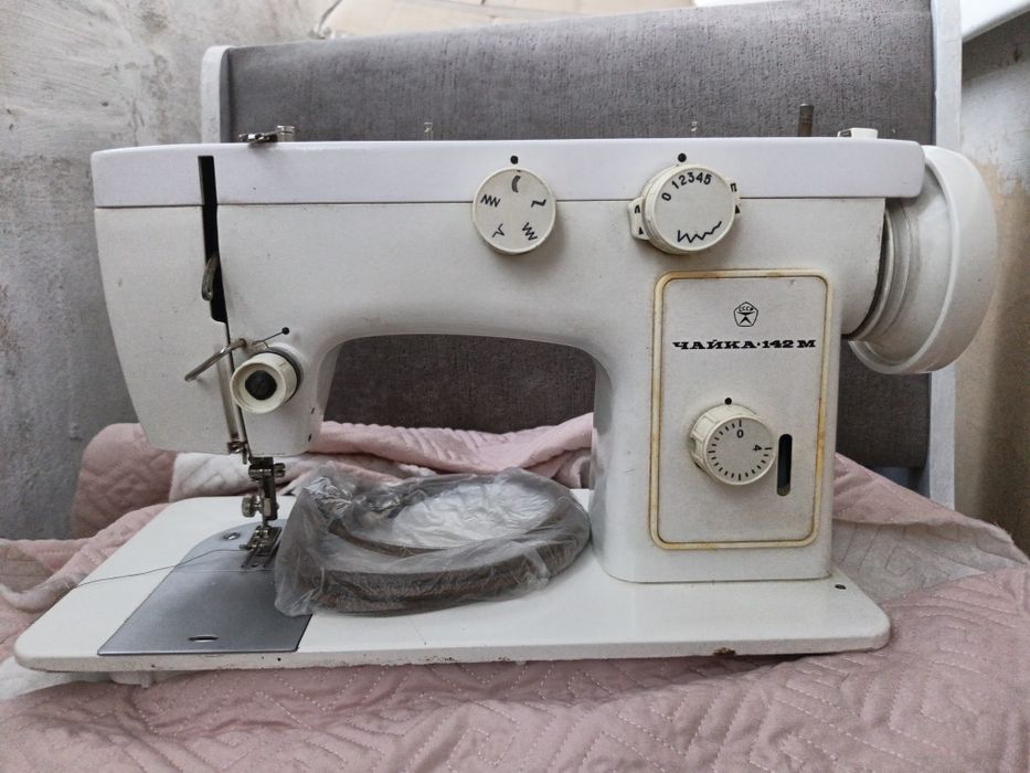 Швейная  машинка чайка