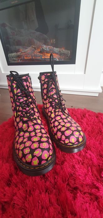 Dr.Martens noi UK nr 38