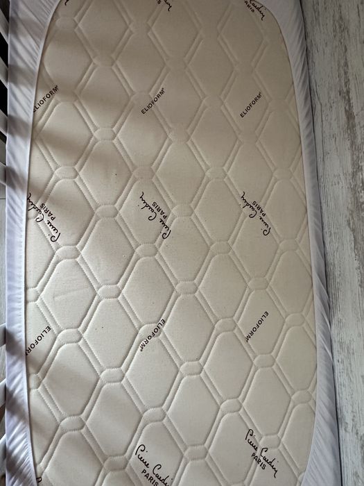 Кошара/ Трансформиращо се легло+матрак Pierre Cardin