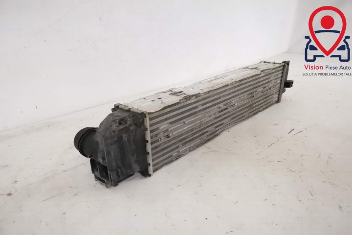 Оригинален интеркулер в добро състояние / Intercooler Original In Star