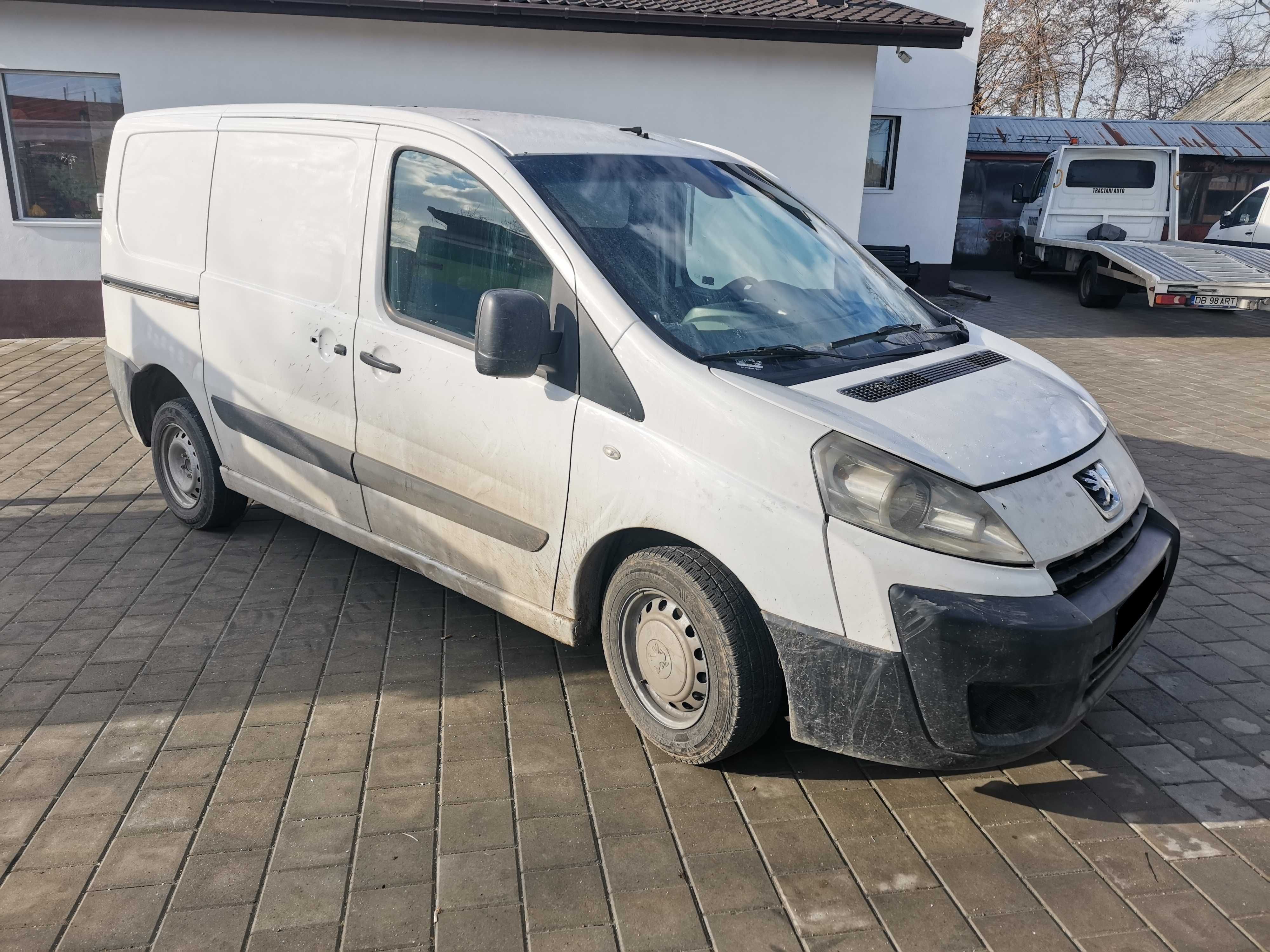 Dezmembrez Fiat Scudo Peugeot Expert Citroen Jumpy 2007 - 2016