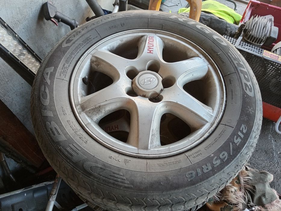 Vând roți hyundai tucson