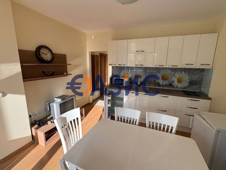 Продава се Двустаен апартамент в к.к. Слънчев бряг - 72 кв.м за 1195 €/кв.м - Снимка #10